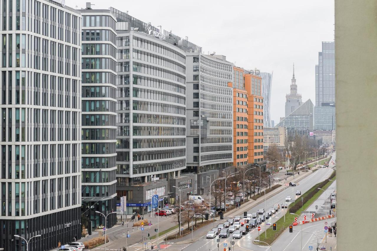 Family Apartment With A Terrace On Aleje Jerozolimskie Варшава Екстер'єр фото